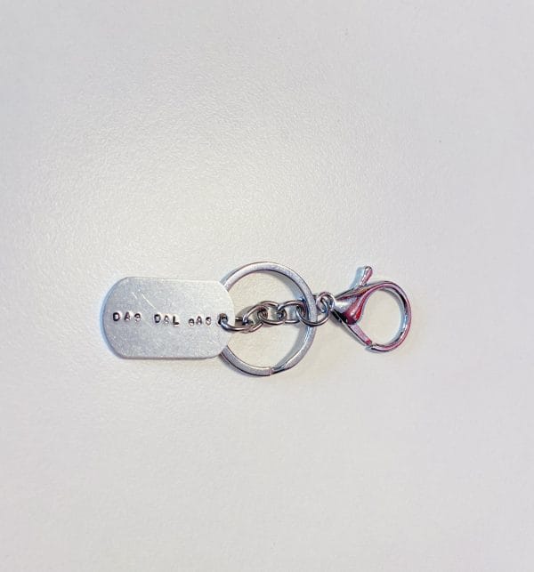 Engraved keyring “Dag dal gas”