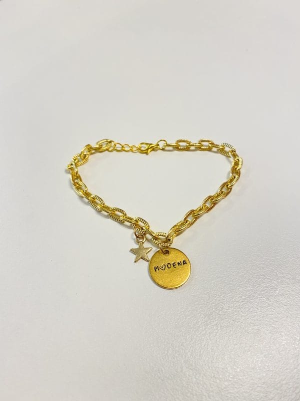 Engraved bracelet “Modena” with round pendant