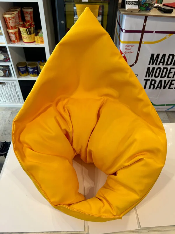 Tortellino-shaped pillow