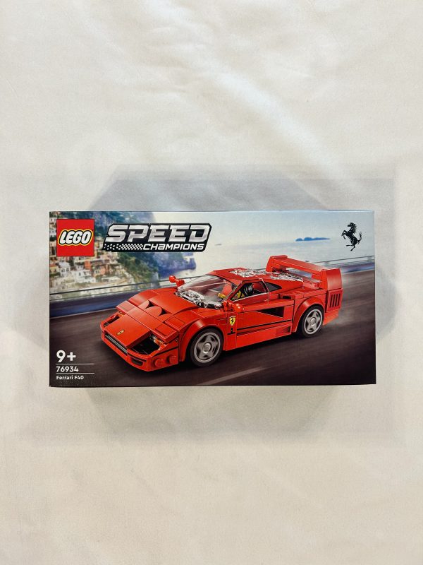 LEGO Ferrari F40