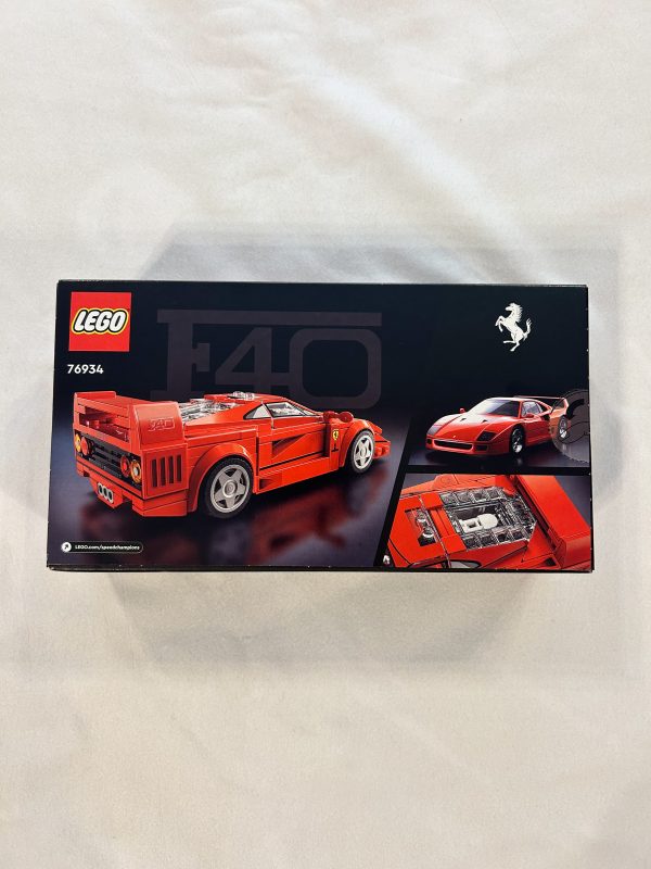 LEGO Ferrari F40 - immagine 2