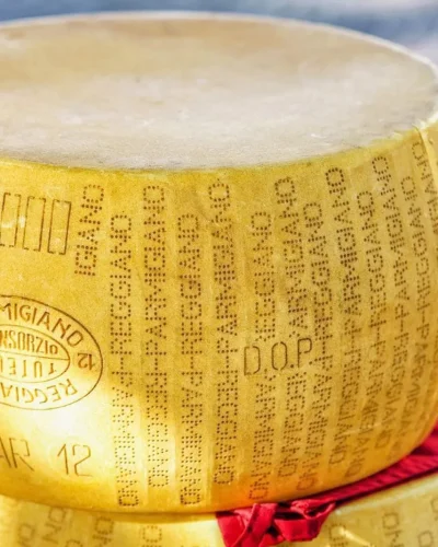 caseificio-parmigiano-reggiano-003